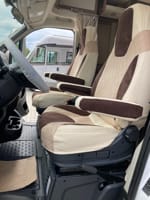 Autopotahy CAMPER- obytn� auto, 2 m�sta, LUXURY LEATHER b�ov� Autopotahy CAMPER- obytn� auto, 2 m�sta, LUXURY LEATHER b�ov�