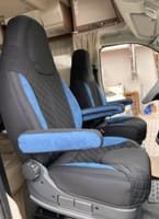 Autopotahy CAMPER- obytn� auto, 2 m�sta, LUXURY �erno modr� Autopotahy CAMPER- obytn� auto, 2 m�sta, LUXURY �erno modr�