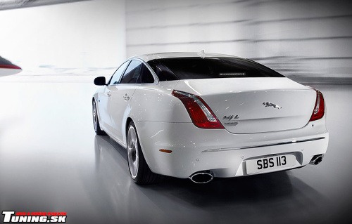 jaguar xj ultimate studio luxusn� limuz�na polaris white