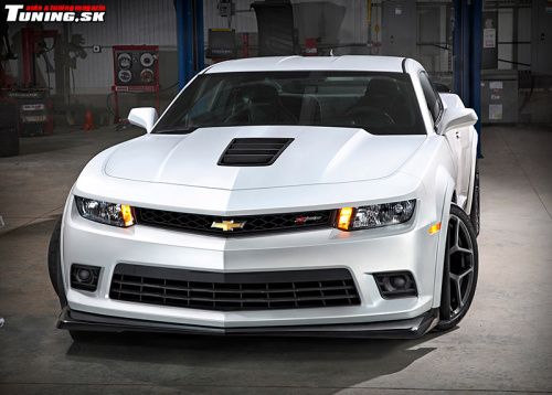 chevrolet camaro z/28 facelift muscle car v8