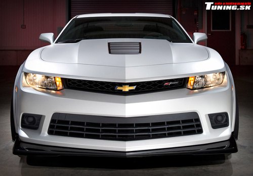 chevrolet camaro z/28 facelift muscle car v8