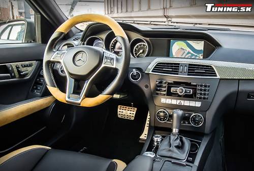 mercedes-benz c63 amg lm63 700 compressor performance styling zliatinov� disky carbon karb�nov� doplnky zlat� polepy tuning loewenstein manufaktur