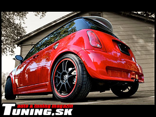 Airborne Mini Cooper
