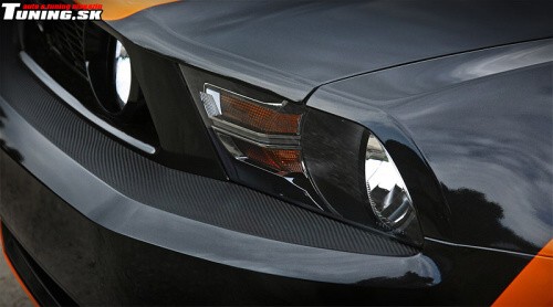ford mustang v8 cfc