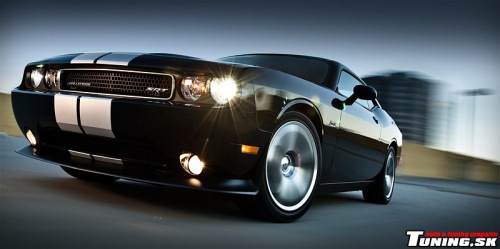 dodge challenger srt8 392