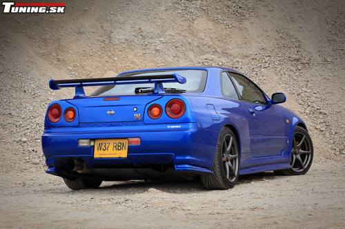 nissan skyline r34 gtr vspec tuning magazine