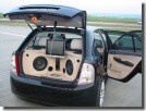kliknut�m zv�t�it Tuning motor party Vy�kov 2005