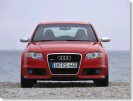 kliknut�m zv�t�it Audi RS4