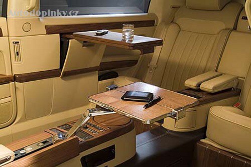VW Phaeton Lounge