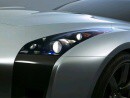 kliknut�m zv�t�it Nissan Skyline