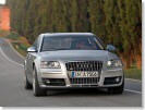 kliknut�m zv�t�it Audi S8