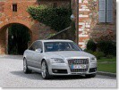 kliknut�m zv�t�it Audi S8