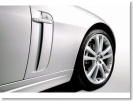 kliknut�m zv�t�it Jaguar XK
