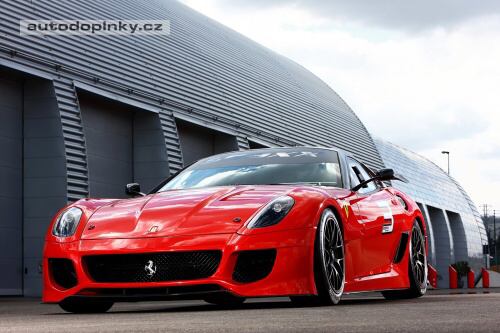 Ferrari 599XX - ultimativn� zabij�k
