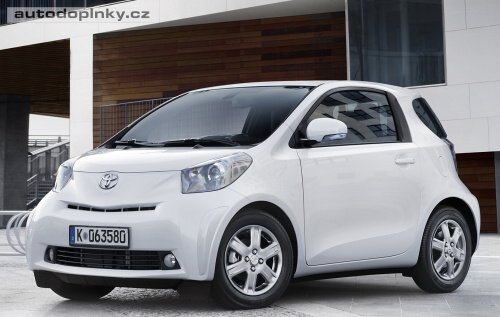 Toyota iQ s�riov� v Pa��i
