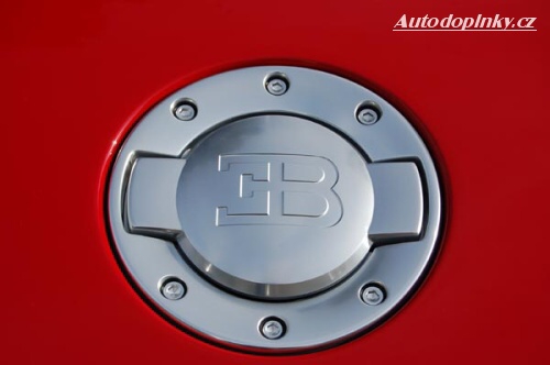 Bugatti Veyron v �erven�