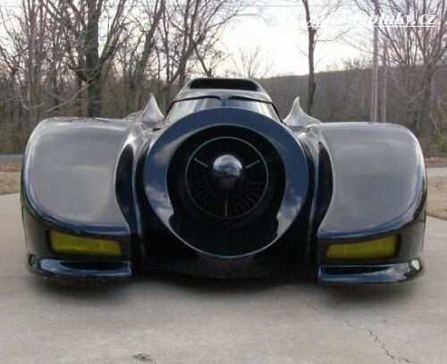 Kupte si Batmobil