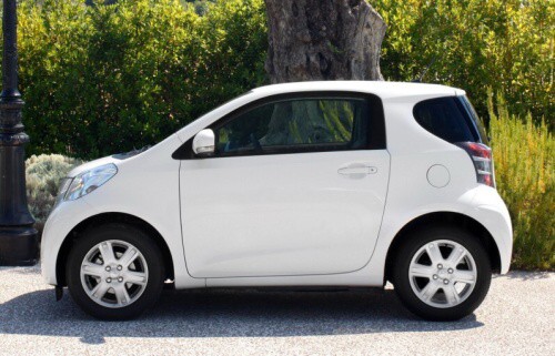 Toyota iQ v nov� fotogalerii