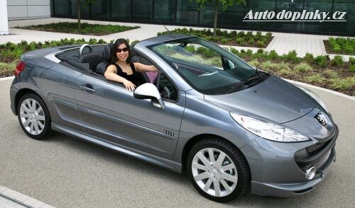 Peugeot 207CC od Elle