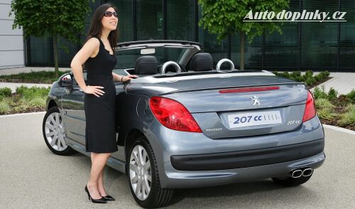 Peugeot 207CC od Elle