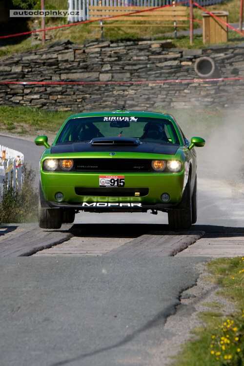 Challenger Targa se st�echou
