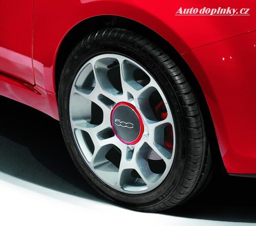 Fiat 500 pro Ferrari