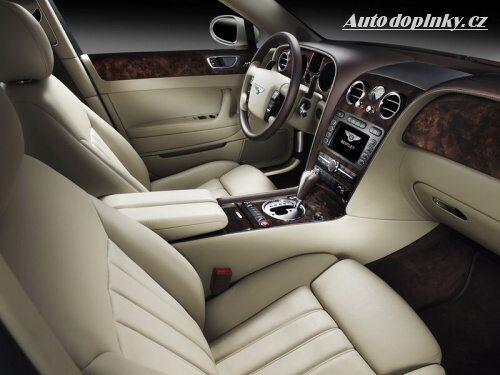 Nov� Flying Spur Speed