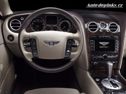 Nov� Flying Spur Speed
