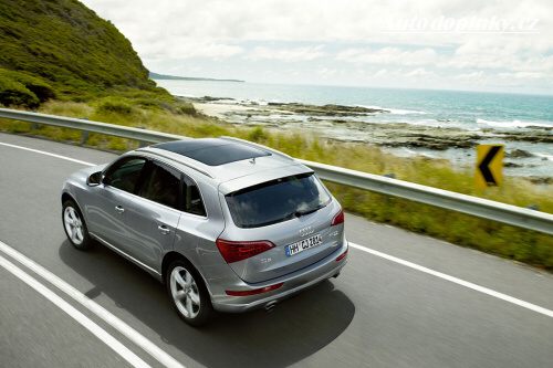 Audi Q5 ofici�ln�