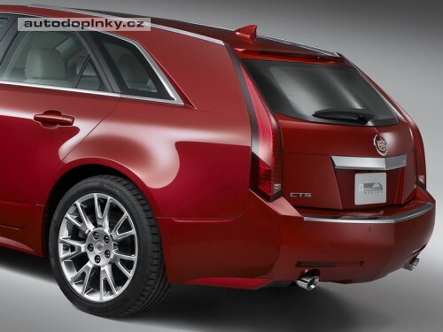 Cadillac odhalil komb�ka CTS