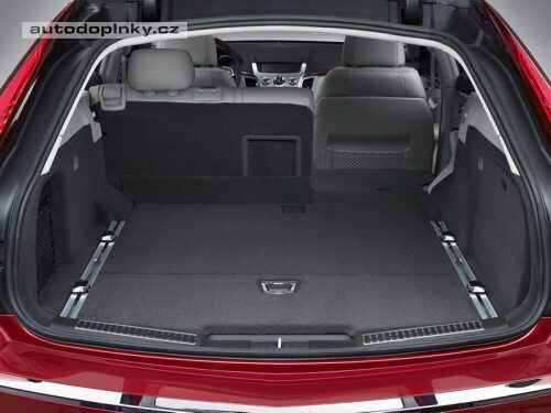 Cadillac odhalil komb�ka CTS