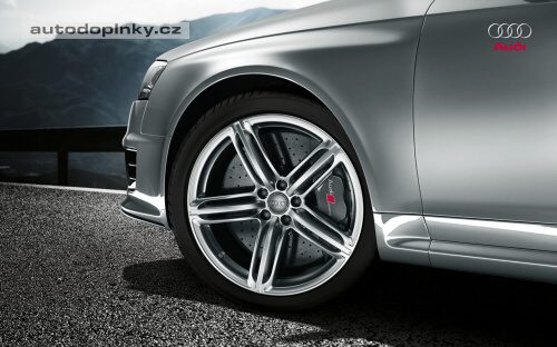 Audi RS6 sedan p�ich�z�