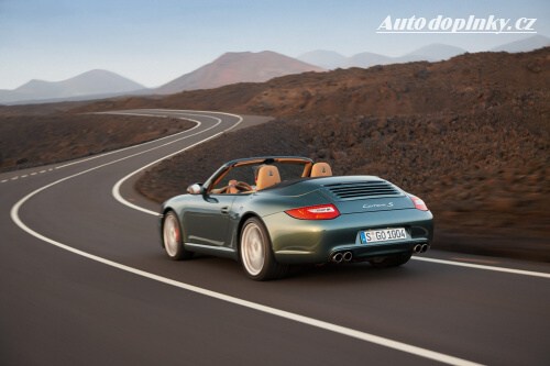 Nov� fotky Porsche 911