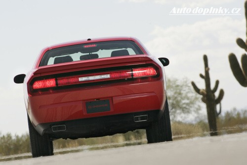 Challenger od 23 995 dolar�
