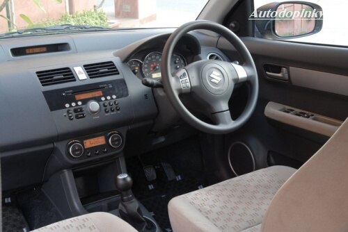 Suzuki Swift v sedanu