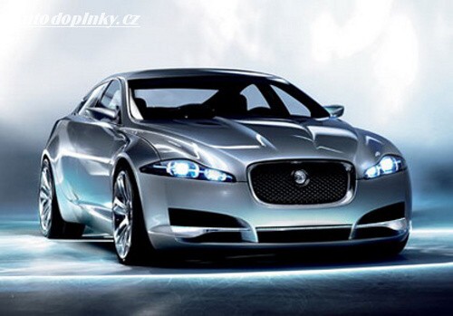 Jaguar po�le prvn� XF do aukce