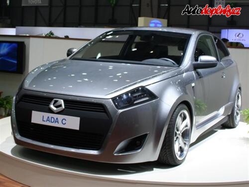 Lada C kop�ruje Mitsubishi