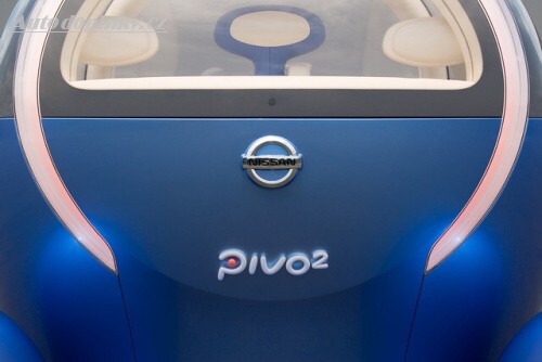 Nissan Pivo 2