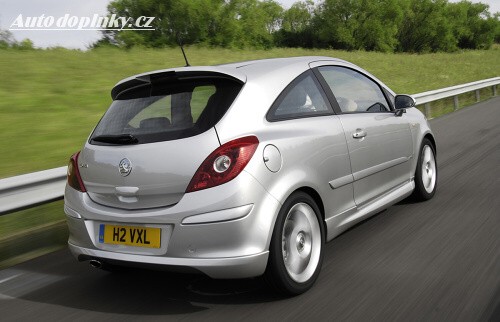 Vauxhall p�edstavil Corsu SRi