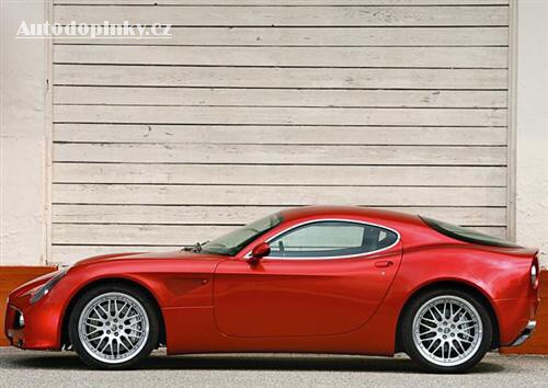 Alfa Romeo 8C