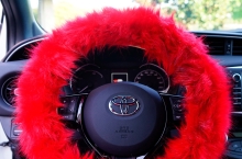 Potahy na volant Fluffy Fur