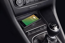 Qi induk�n� nab�je�ky telefon�