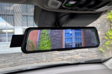 Monitor s Apple CarPlay