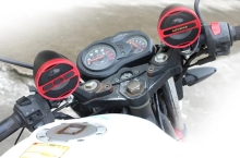 Zvukov� syst�m na motocykl