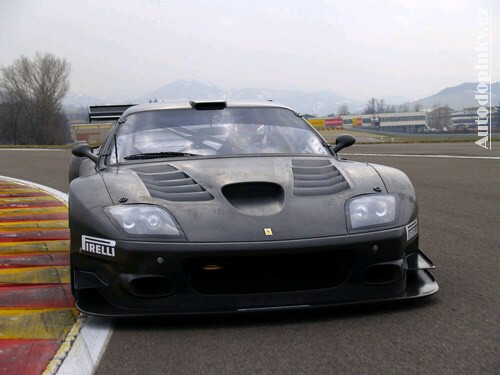 novinky_tuning_foto/00_rok_2005/11_04_2005_maranello/2