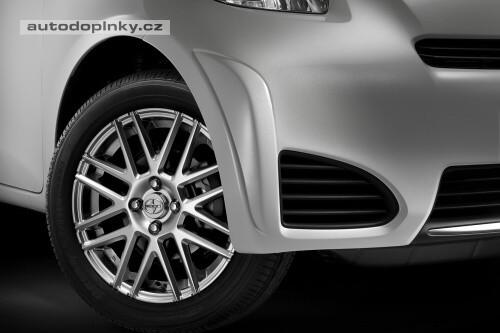 Scion iQ nen� tC