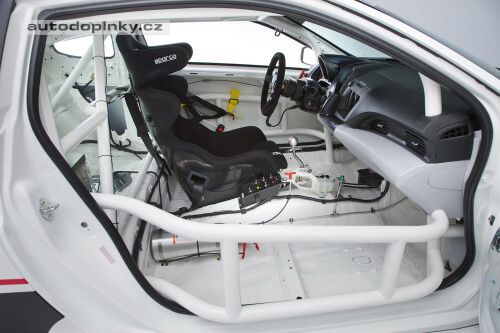 Honda CR-Z Hybrid R a Racer
