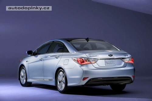 Sonata Hybrid v nov�m