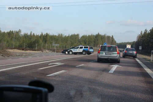 �v�dsk� policie ve Volvu je p�esv�d�iv�