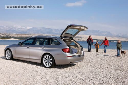 BMW 5 kombi ofici�ln�